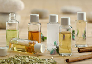 Utilisez des huiles pour hydrater et lisser votre peau.
