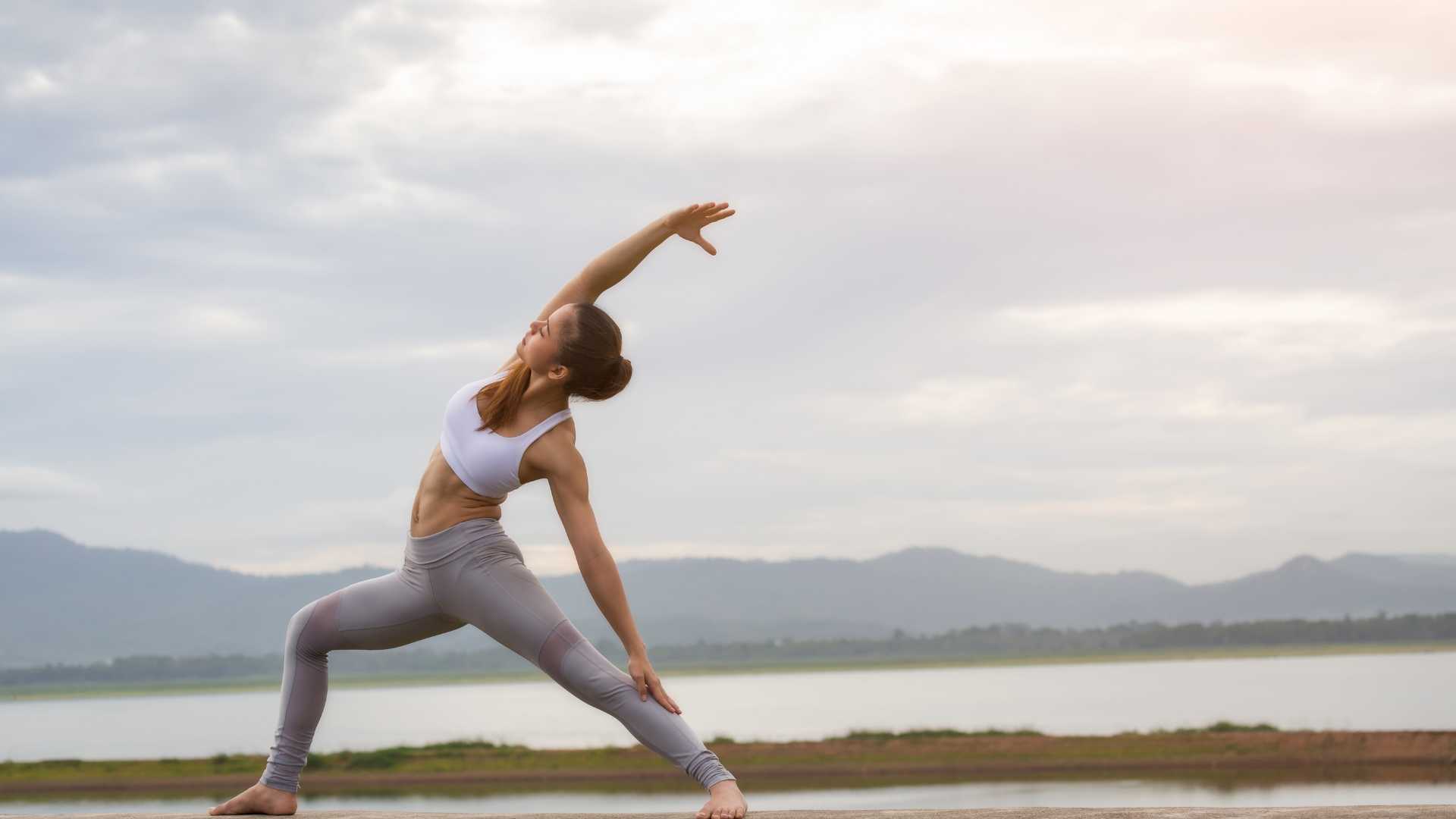 séance de yoga en pleine nature